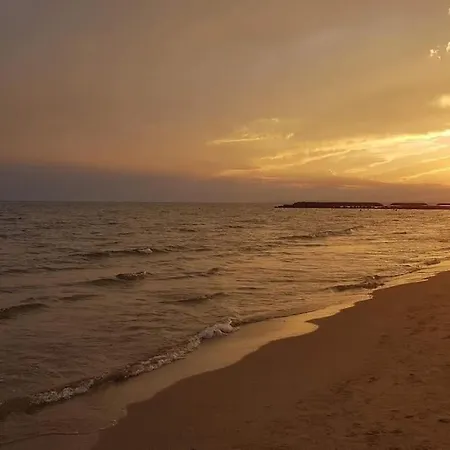 Amoureva E27, Vue Mer, Clim, Piscine, Parking